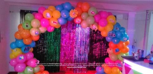 tematica neon arco globos gym (3)
